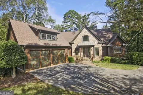 194 Edgewater Trl S, Toccoa, GA 30577