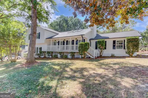 260 Timber Laurel Ln, Lawrenceville, GA 30043