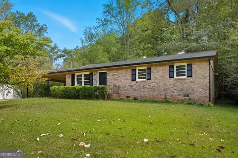 3570 Briar Dr, Lithia Springs, GA 30122