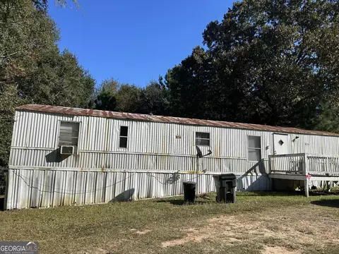 130 N Main St SW, Milledgeville, GA 31061