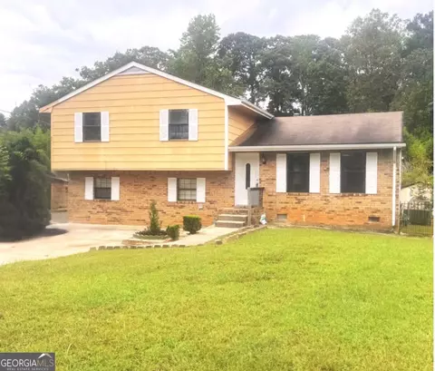 7087 Apache Ln, Riverdale, GA 30274