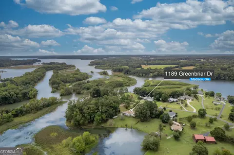 1180 Green Briar Dr, Madison, GA 30650