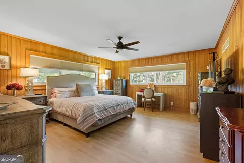 Bedroom - 27 Rock Quarry Rd, Toccoa, GA 30577 photo 6 of 8