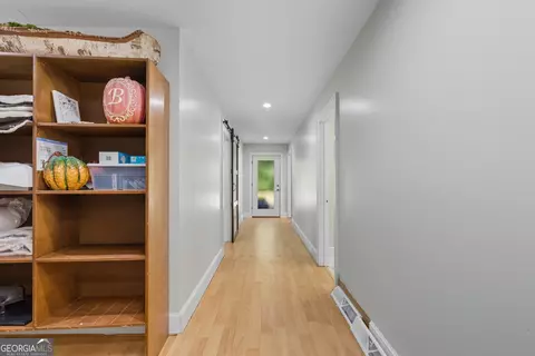 Entry Way - 27 Rock Quarry Rd, Toccoa, GA 30577 photo 5 of 5