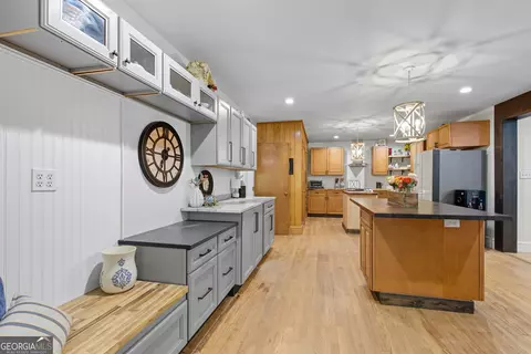 Kitchen - 27 Rock Quarry Rd, Toccoa, GA 30577 photo 4 of 7