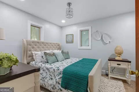 Bedroom - 27 Rock Quarry Rd, Toccoa, GA 30577 photo 4 of 8