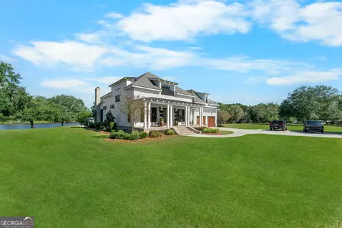 498 Walter L Dasher Rd, Glennville, GA 30427