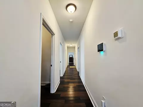 Entry Way - 114 Riverbluff Dr, Lagrange, GA 30240 photo 3 of 3