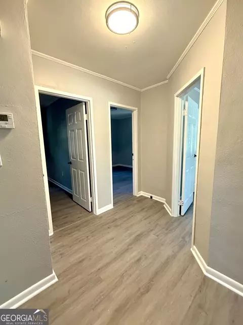 Entry Way - 226 Poplar St, Toccoa, GA 30577 photo 1 of 2