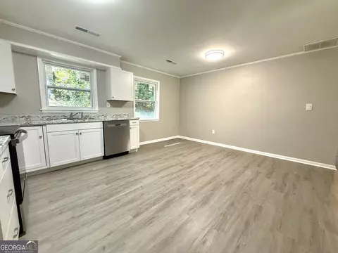 Kitchen - 226 Poplar St, Toccoa, GA 30577 photo 3 of 3