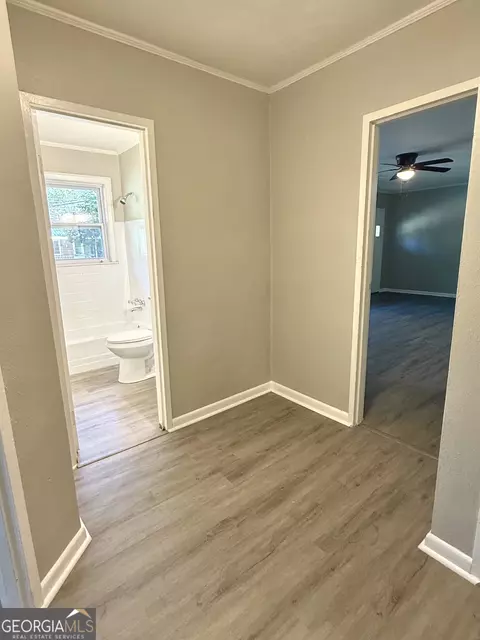 Entry Way - 226 Poplar St, Toccoa, GA 30577 photo 2 of 2