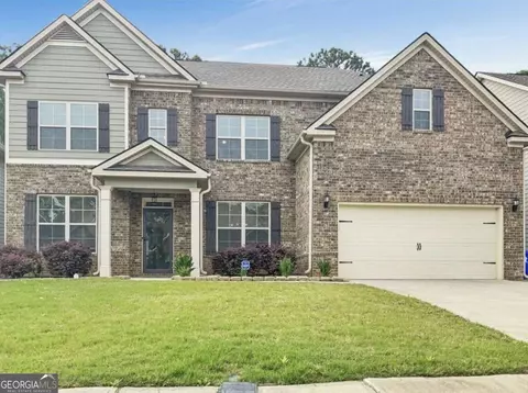 210 Fanleaf Dr, Fairburn, GA 30213