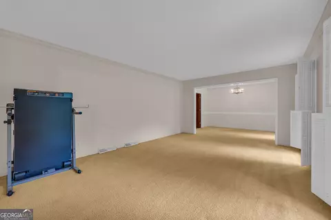 Living - 340 Telford Rd, Carnesville, GA 30521 photo 4 of 7
