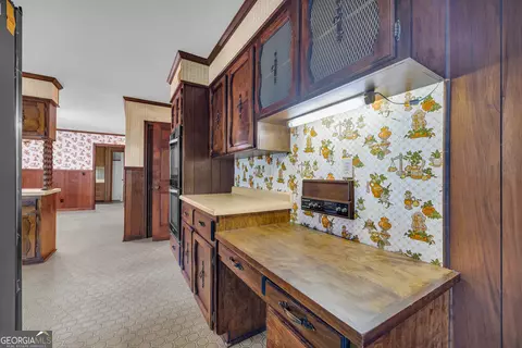 Kitchen - 340 Telford Rd, Carnesville, GA 30521 photo 5 of 5