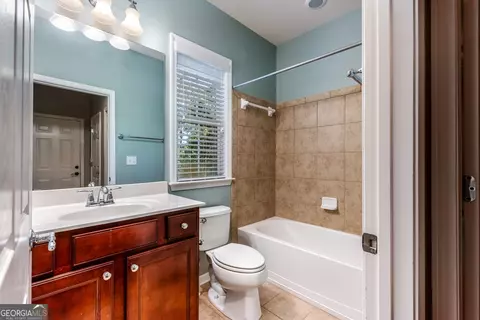 Bath - 146 Edgewater Trl, Canton, GA 30115 photo 1 of 4