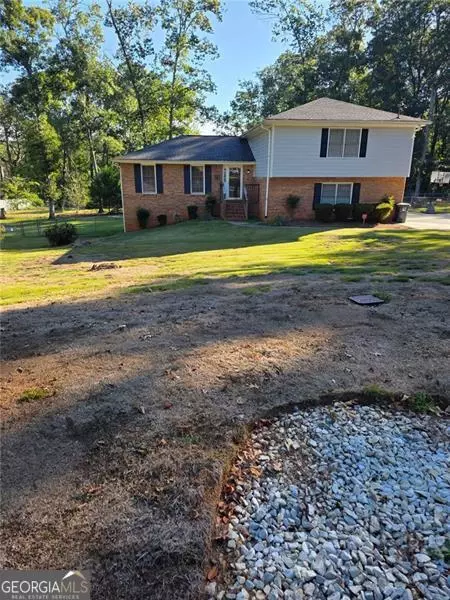 3186 Laurel Way, Snellville, GA 30078