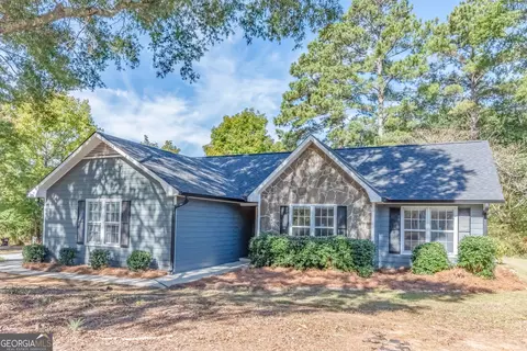 355 Tiffany Ln, Palmetto, GA 30268