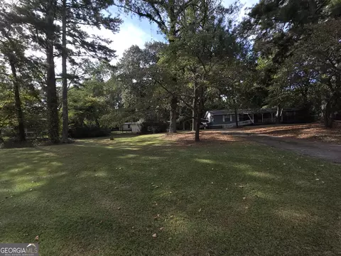 Exterior - 75 Skyline Dr, Hampton, GA 30228 photo 3 of 7
