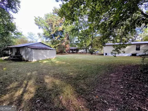 Exterior - 75 Skyline Dr, Hampton, GA 30228 photo 5 of 7