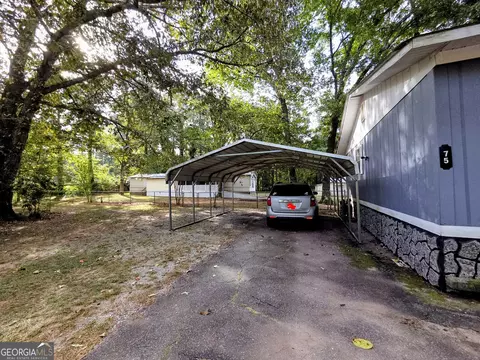 Exterior - 75 Skyline Dr, Hampton, GA 30228 photo 4 of 7