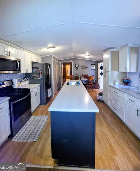 Kitchen - 75 Skyline Dr, Hampton, GA 30228 photo 1 of 6
