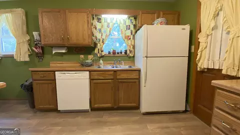 216 Upper River Rd, Covington, GA 30016 photo 9