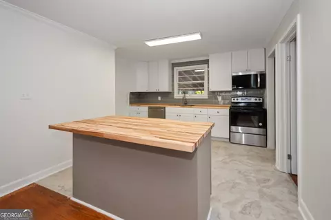 Kitchen - 500 Boulevard, Lagrange, GA 30240 photo 1 of 4