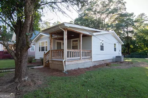 Exterior - 500 Boulevard, Lagrange, GA 30240 photo 3 of 5