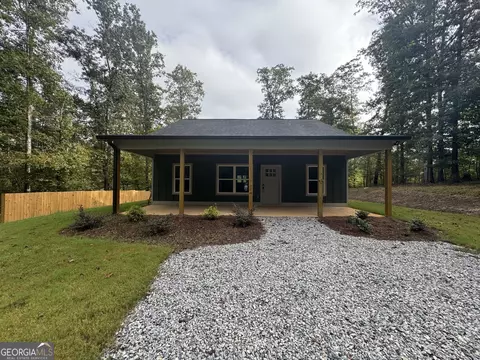 707 Hudson Ter, Royston, GA 30662