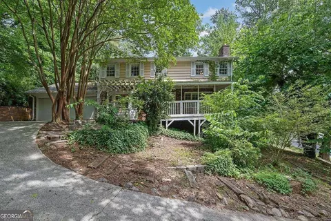 9480 Coleman Rd, Roswell, GA 30075