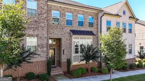 313 Commons Ave, Woodstock, GA 30188