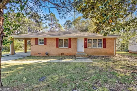 2739 Council St, Lithonia, GA 30058