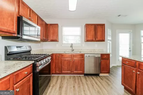 Kitchen - 55 Emerson Trl, Covington, GA 30016 photo 2 of 2