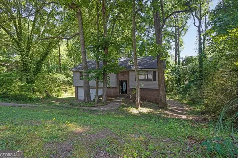3189 Glen Hollow Dr, Rex, GA 30273