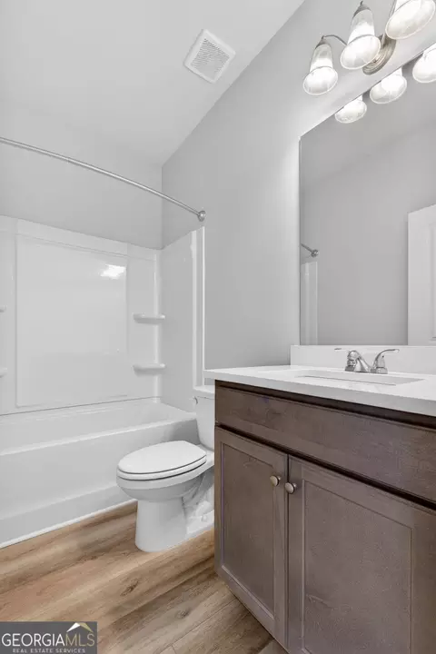 Bath - 9 Crown St #LOT 4, Lagrange, GA 30240 photo 2 of 2