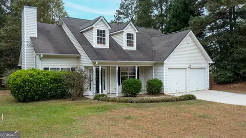 733 Derek Pl, Locust Grove, GA 30248