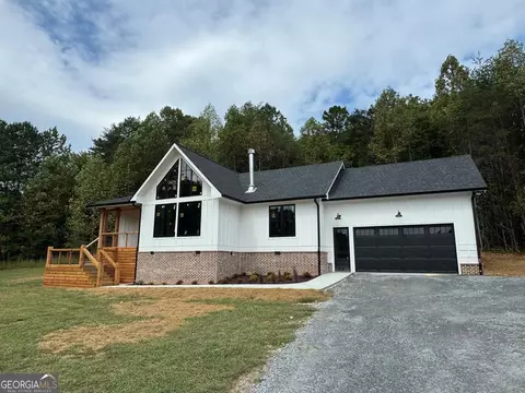 35 Brookside Ct, Blue Ridge, GA 30513