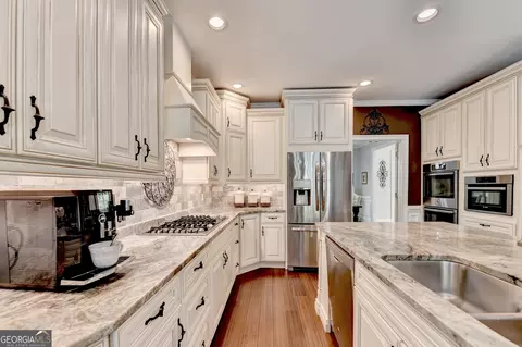 Kitchen - 7315 Craigleith Dr, Duluth, GA 30097 photo 6 of 12