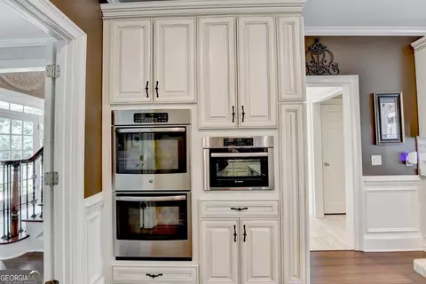 Kitchen - 7315 Craigleith Dr, Duluth, GA 30097 photo 9 of 12