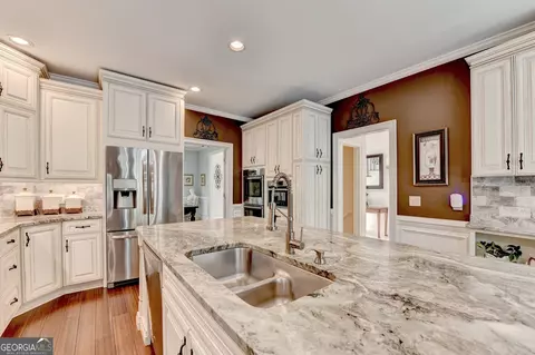 Kitchen - 7315 Craigleith Dr, Duluth, GA 30097 photo 5 of 12