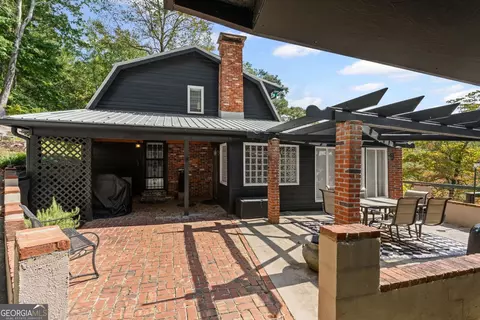 5469 Pine Forest Cir, Gainesville, GA 30504