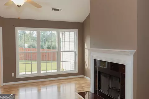 Living - 400 S Page St, Lagrange, GA 30241 photo 1 of 5