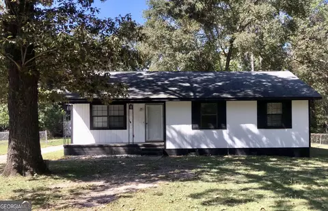 4559 Massey Rd, Macon, GA 31206