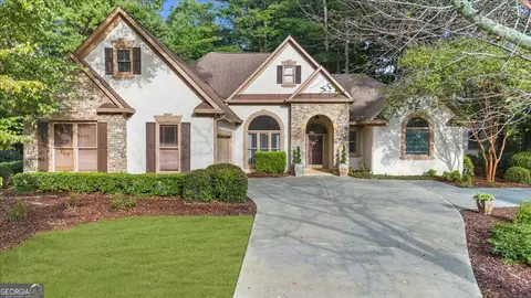 4020 Bridle Ridge Dr, Suwanee, GA 30024
