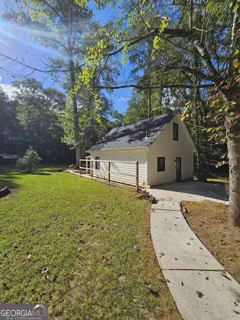 Exterior - 50 Bates Rd, Covington, GA 30014 photo 9 of 10