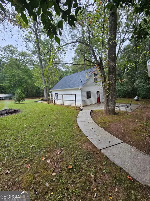 Exterior - 50 Bates Rd, Covington, GA 30014 photo 6 of 10