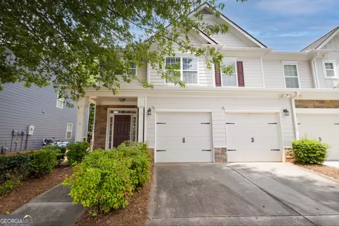65 Tahoe Dr, Newnan, GA 30263