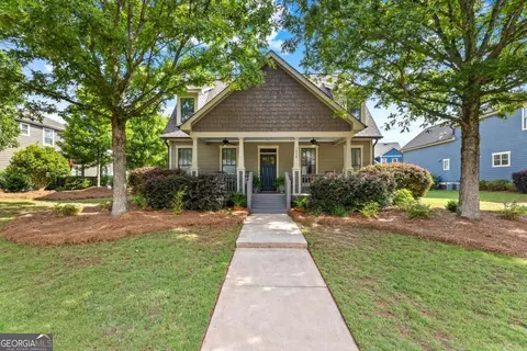 1050 Cobblestone Ln, Bogart, GA 30622