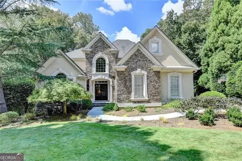 140 Old Sandhurst Lndg, Johns Creek, GA 30022