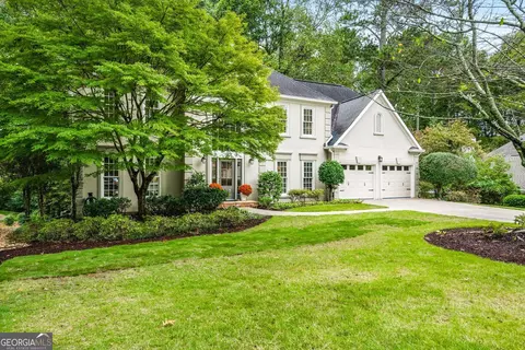 861 Chestnut Lake Dr NE, Marietta, GA 30068
